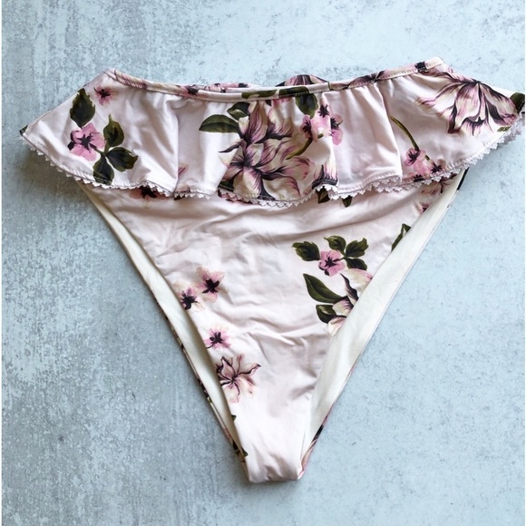 Beach Riot Daisy Ruffled High Rise Waist Bikini Bottom Pink Floral Size Large - Picture 6 of 13